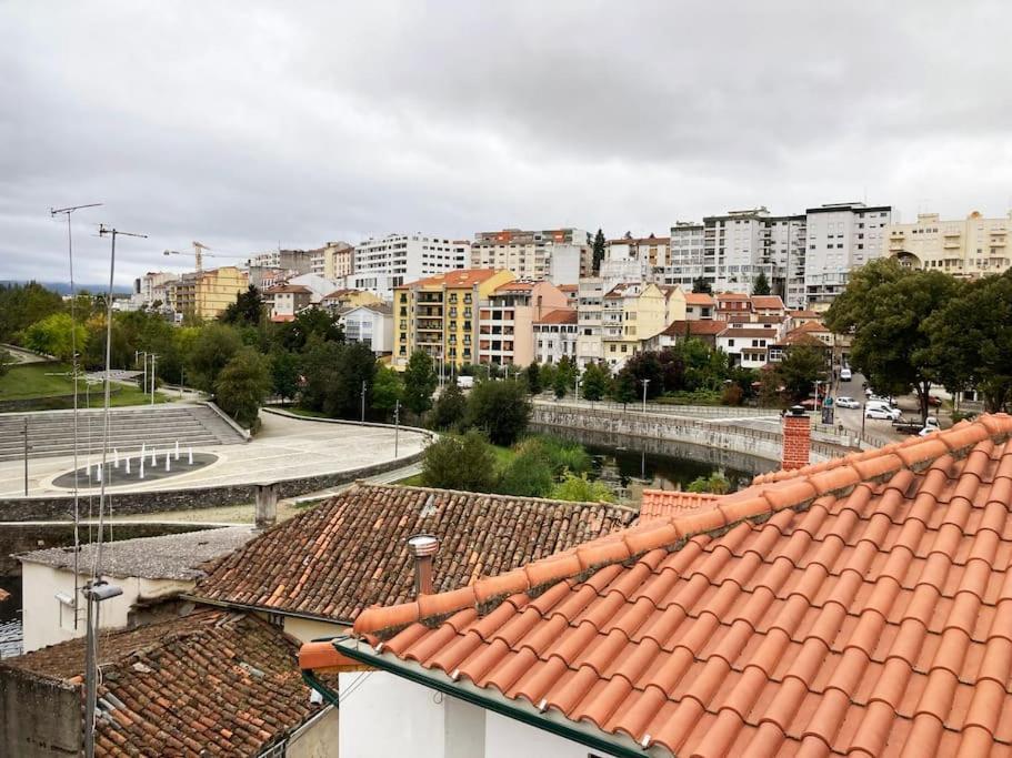 Casa Do Largo Apartment Braganca Exterior photo